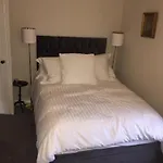 2 Bed House